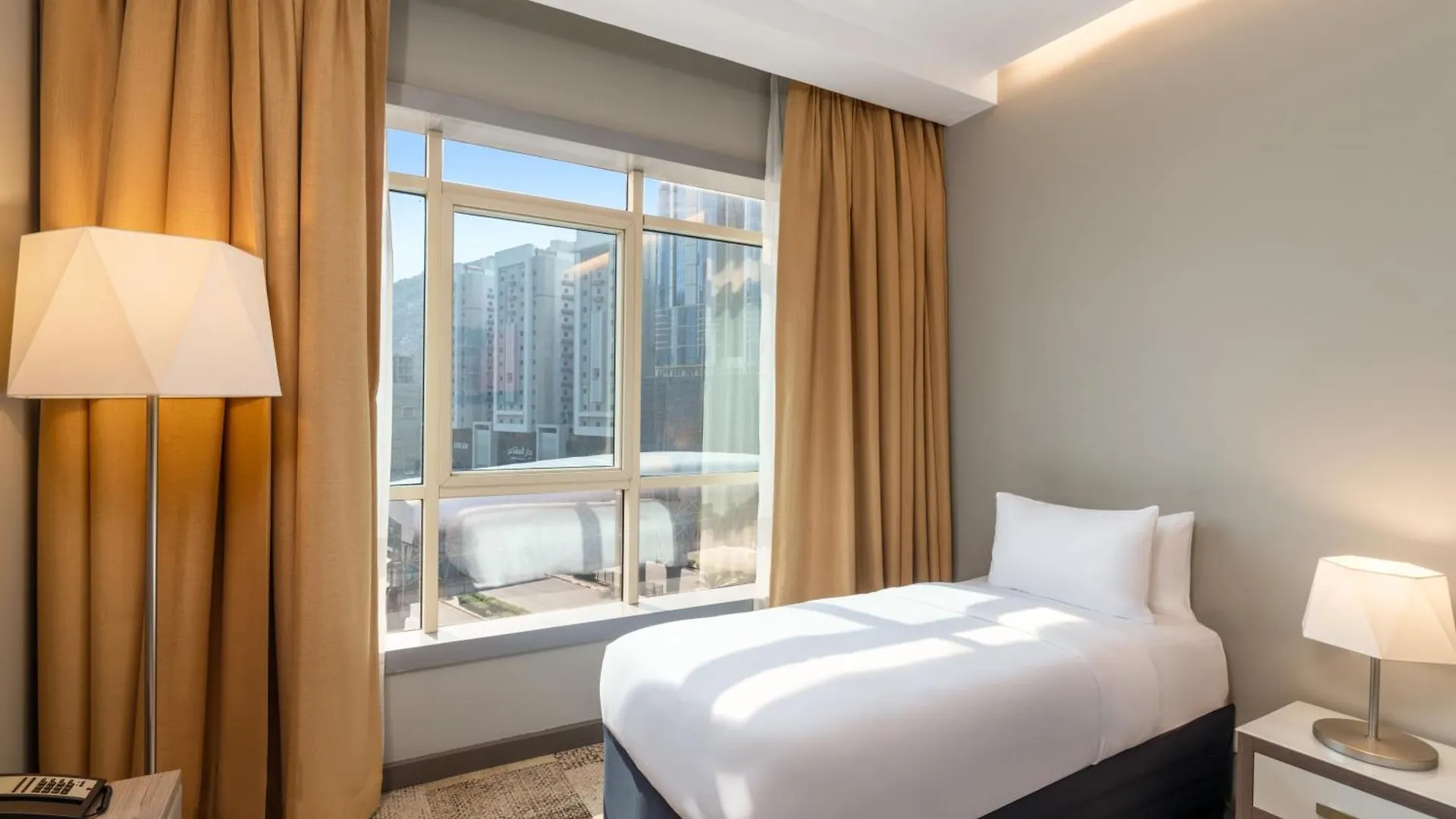 Mercure Makkah Aziziah Mecca Hotel